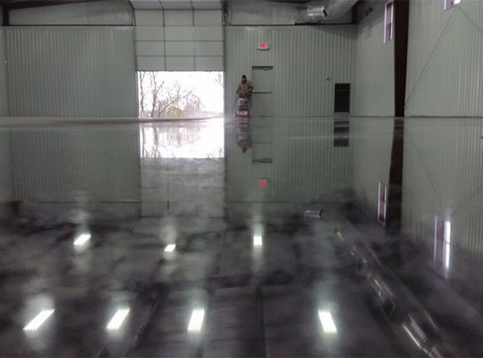 為什么混凝土密封固化劑地坪會(huì )泛白？